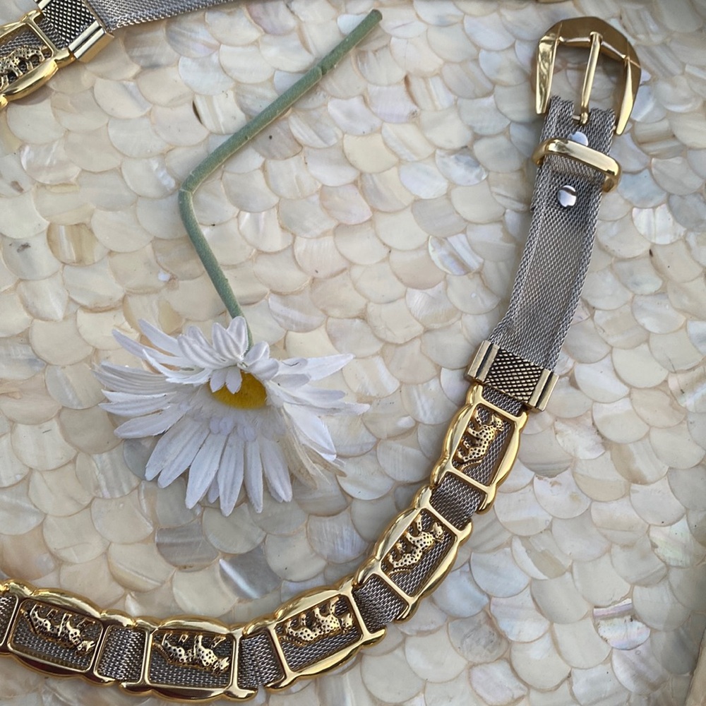 VINTAGE AUTHENTIC SILVER and gold TONE METAL MESH jaguar BELT - Picture 6 of 16
